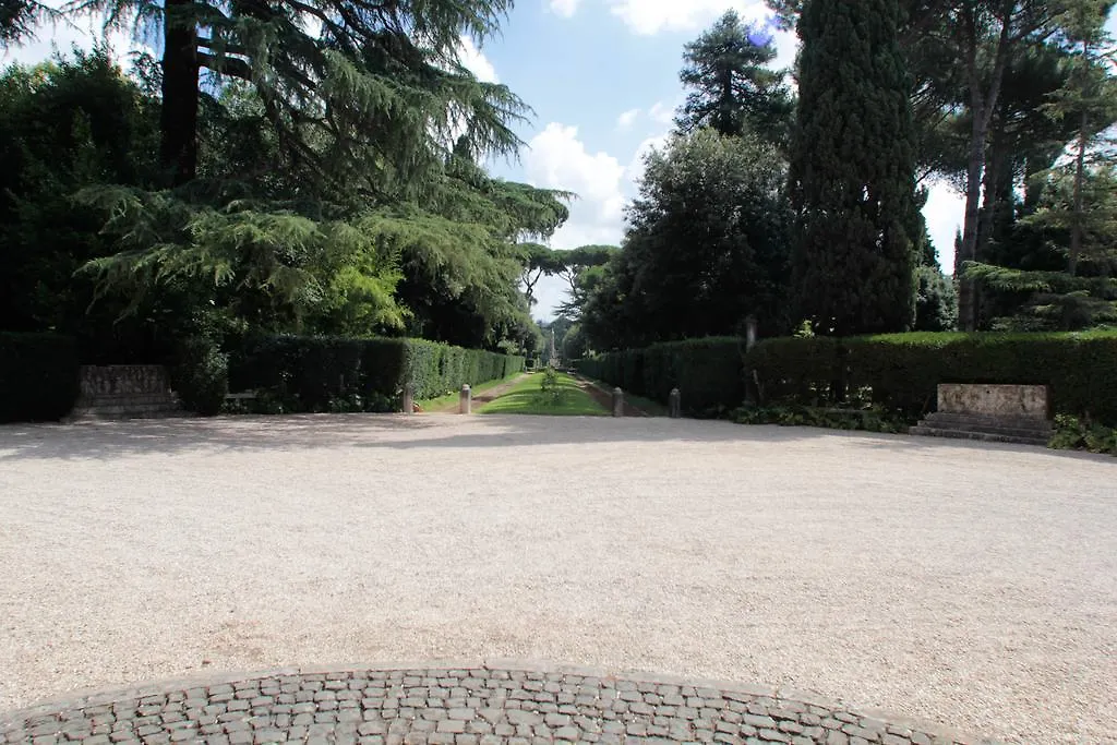Villa Albani Luxury Suite Rome